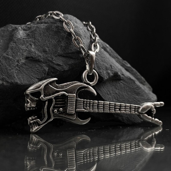 Mens Electric Guitar Necklace Skull Chain Pendant Steam Punk Gothic Stainless Steel Street Wear Mans Rock Jewlerry Gift For Him