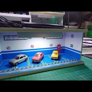 1/64 Parking Lot with LED and Cover