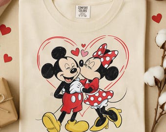 Mickey Minnie Kissing T-Shirt, Disney Valentine Gift For Her And Him Tee, Mickey Minnie Couple Shirt,Disney Couple Tee,Happy Valentine 2026