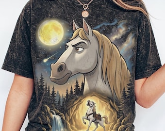 Maximus Horse Howling To The Moon T-shirt, Tangled Magical Horse Funny Tee, Rapunzel 90s Full Moon Animals Kingdom Top Wear