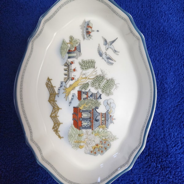 Wedgwood Chinese Legend oval plate. Beautiful Oriental modern Willow pattern- bone china plate / tray/ trinket dish -made in England. 1980s.