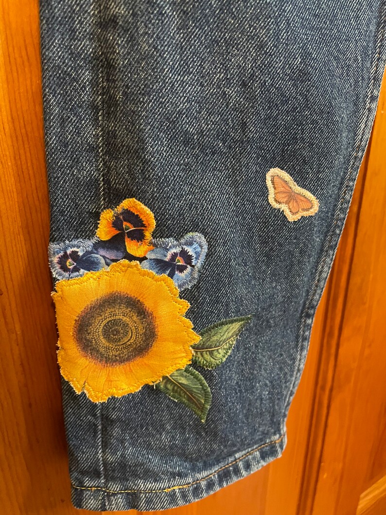 Sunflower With Bird And Butterfly Women's Joggers