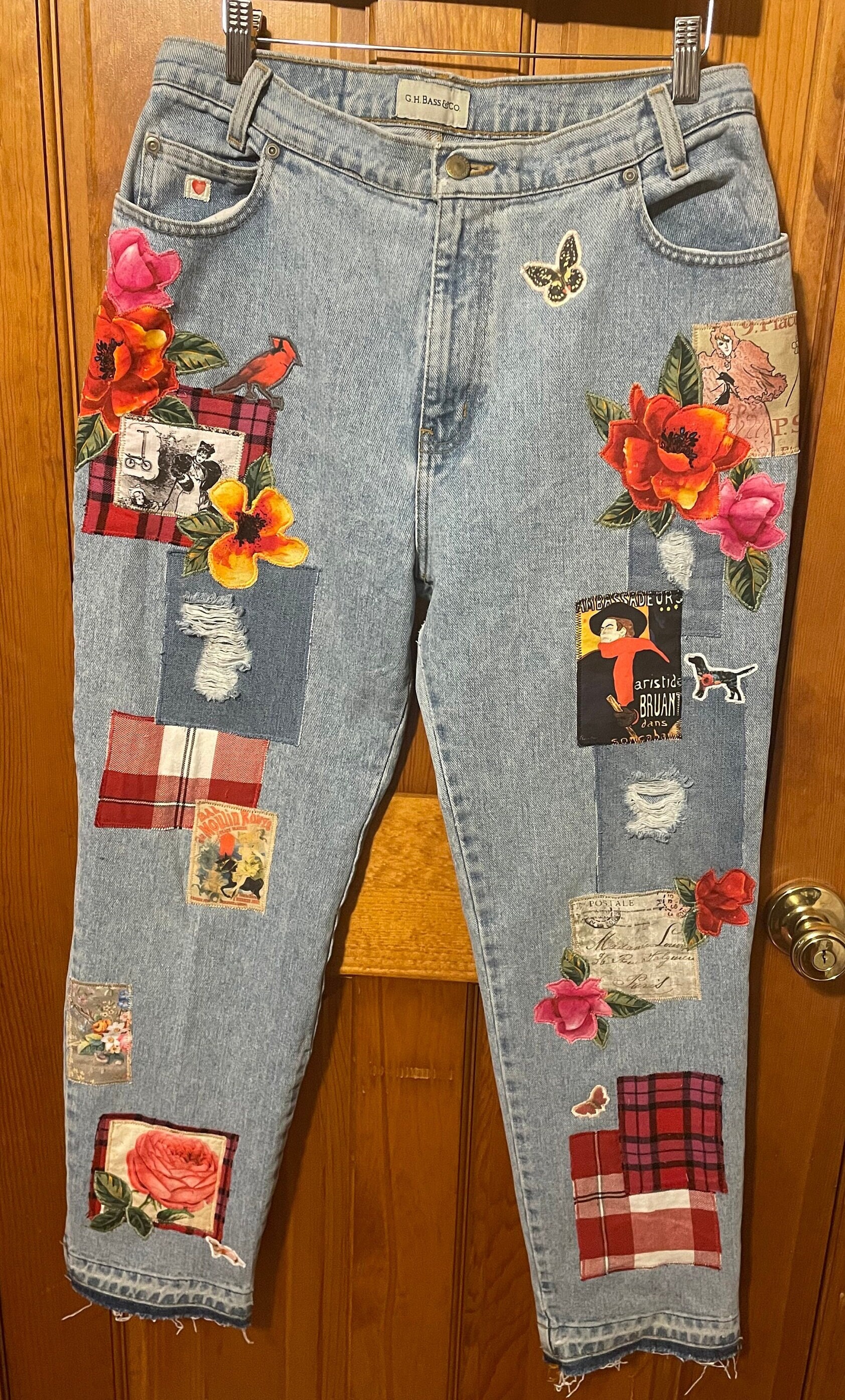 High Rise 90s mom jeans / GH Bass & Co Denim / Vintage Jeans with Patches / 90s mom jeans / butterflies / dogs / plaid