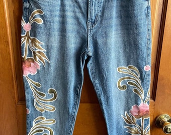 Upcycled GAP Jeans with Floral Detailing