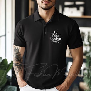 Maqueta de camiseta tipo polo, maqueta de camiseta negra, modelo de moda masculina, maqueta de camiseta tipo polo con fotografía de alta calidad, diseño de maqueta de camiseta con impresión a pedido