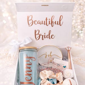 Personalized Bridal Gift Box | Bride To Be Gift | Bridal Shower Gift | Engagement Gift for Bride | Custom Wedding Gift Box | Future Mrs Gift Bild 10