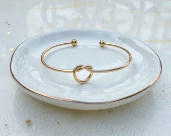 Tie the Knot Bracelet, Bridesmaid Gift, Bridal Party Jewelry, Gold Silver Rose Gold Bracelet, Bridesmaid bracelet, Tie the knot jewelry