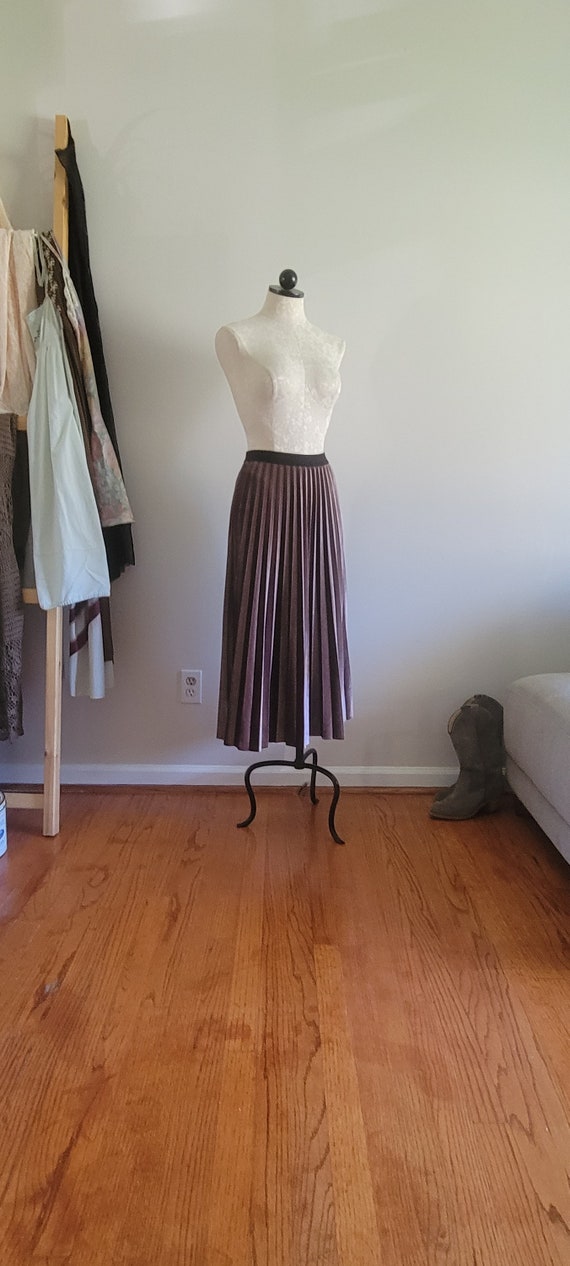 1990s lavender velvet accordion pleated skirt