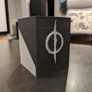 3D Printable Phyrexian Deck Box - .STL file for 100-card Commander deck box for MTG or other TCGs