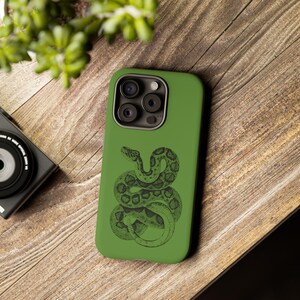 Eco-Friendly Snake Design Phone Case, Tough Cases for Nature Lovers, Unique Botanical Gift, Stylish Protector, Eco-Conscious Accessory