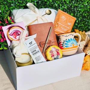 Care Package for Her, Birthday Gift Basket, Get Well Soon Gift, Gift Box for Women, Hygge Gift Box, Thinking of You Gift, Self Care Package