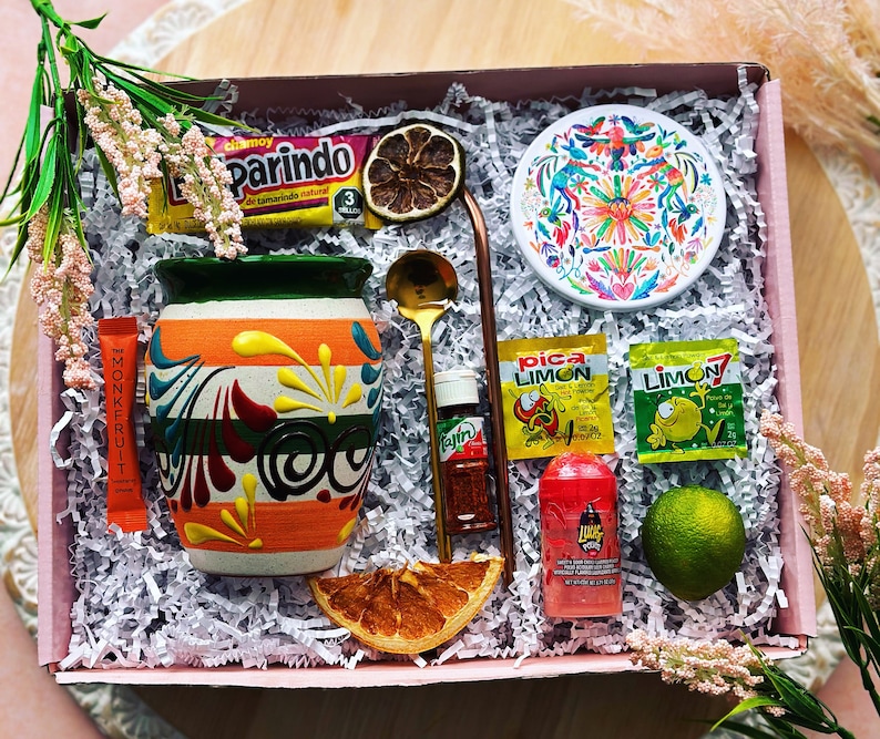 Margarita Cocktail Kit, Margarita Glass, Work Anniversary Gift, Rustic