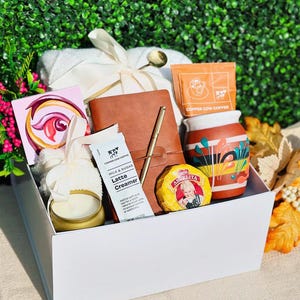 Self Care Package For Her, Get Well Gift for Her, Self Care Gift Box For Women, Gift Basket for Women, Thank You Gift, Gift Box with Blanket
