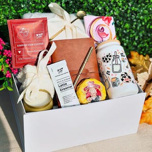 Hug in a Box, Encouragement Gift, Hygge Gift Box, Birthday Box for Her, Gifts for Her for any Occasion, Gift Basket with Blanket, Selfcare