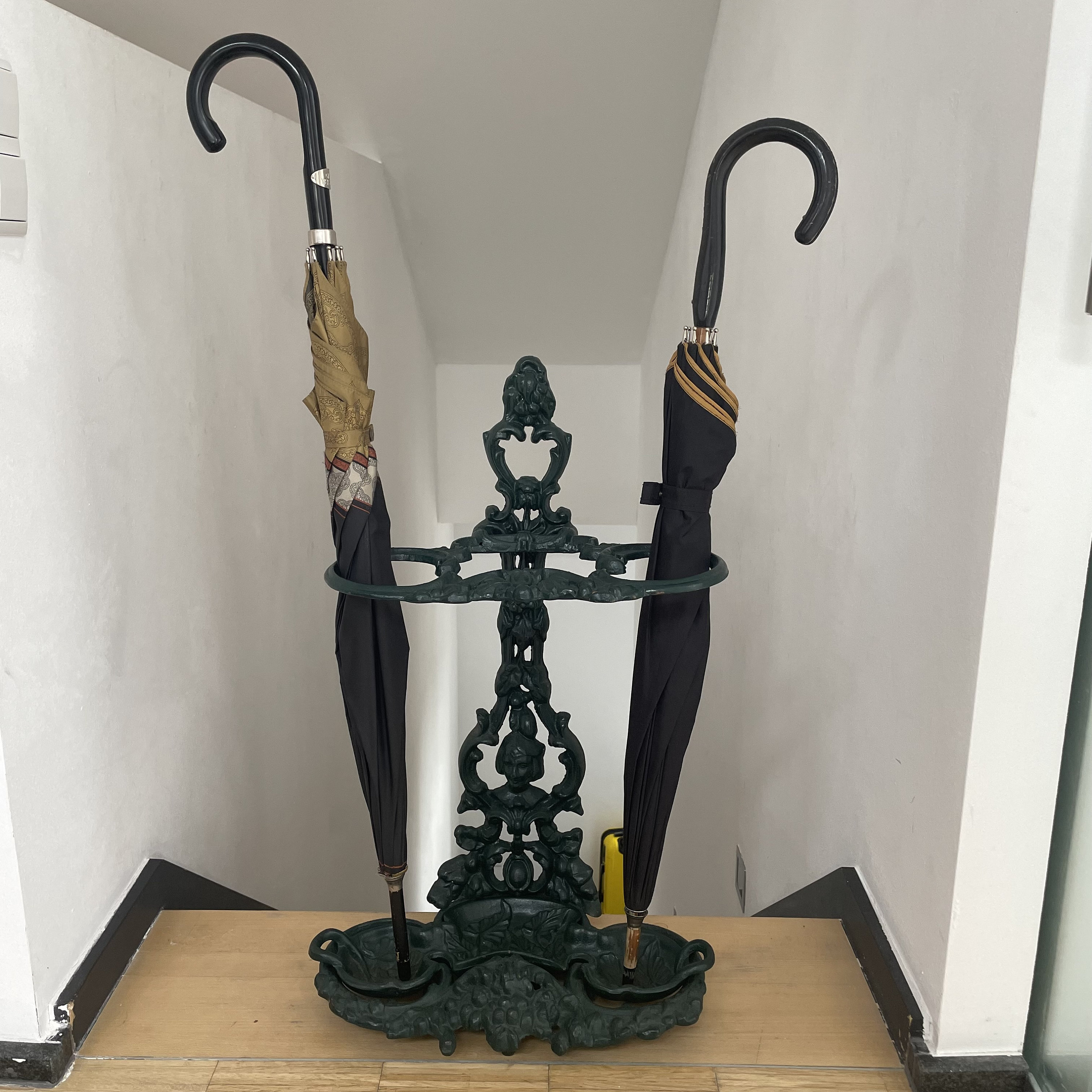 Vintage Iron Cast Umbrella Stand Etsy