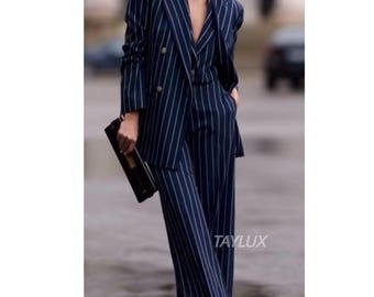 Completo da donna a righe blu navy, 3 pezzi: blazer oversize, gilet e pantaloni a gamba larga Damen Anzug Blau Elegant / Costume Femme Bleu Marine