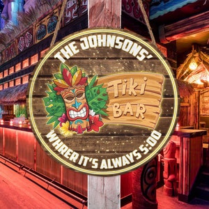 Personalized Tiki Bar Always 5 O&#39;Clock Round Wood Sign, Tiki Hut Tiki Lounge Sign Backyard Beach House Decor Poolside Bar party Decor