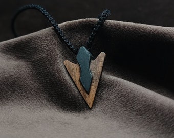 Walnut wood necklace – carved walnut wood - carved pendant - handmade necklace - handmade jewelry - Nasta