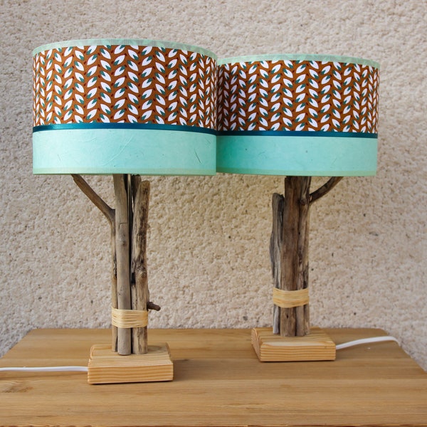 Lampe de chevet en bois flotté