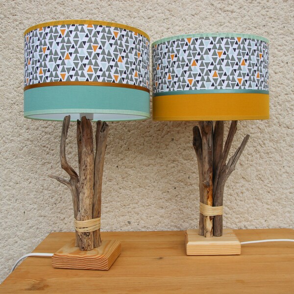 Lampe de chevet en bois flotté