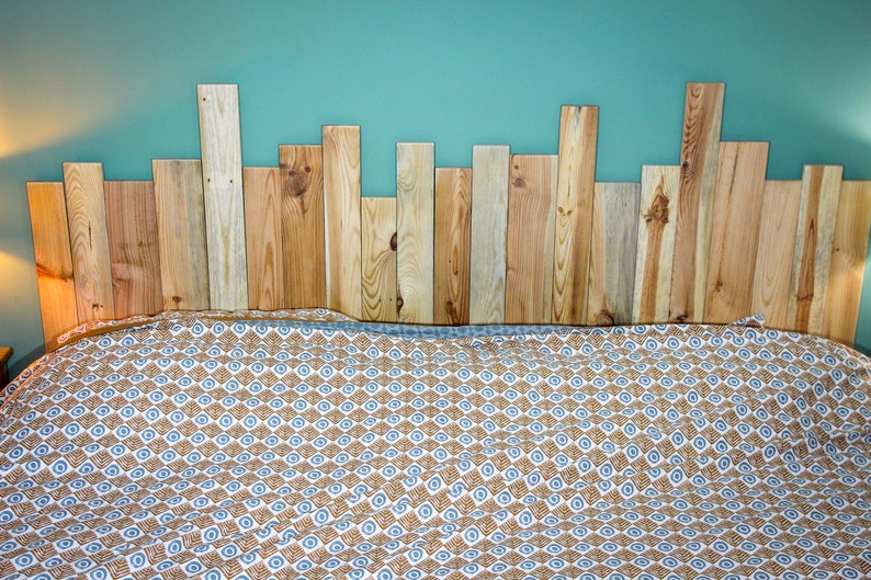 Headboard pallet style wood image 2