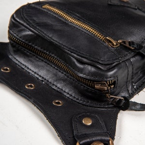 Leather Thigh Bag Male Female Retro Punk Mobile Phone Outdoor Mobile Phone Bag with Hook Shoulder Bag Waist Bag Leather Male Leg Bag image 6