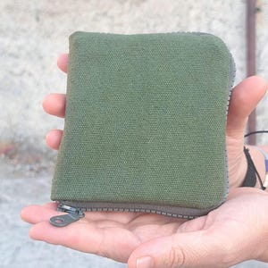 Salbeigrün & Olivgrün Canvas Portemonnaie - Handgefertigtes, von der Natur inspiriertes Kartenetui mit Münzfach mit Reißverschluss