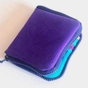 Carteira de tecido roxo – Porta-cartões minimalista de algodão – Presente dobrável em lona feito à mão para ela ou ele