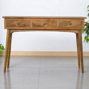 Vintage Scandinavische consoletafel met drie lades en taps toelopende poten