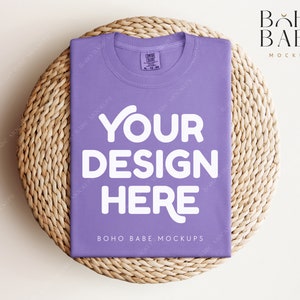 VIOLET Comfort Colors 1717 Mockup | CC1717 Folded T-shirt on Round Placemat, Unisex Shirt Mock up, Clean Boho Styled Flat Lay, POD Tee Blank