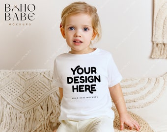 3001T WEISS Bella Canvas 3001T Mockup | Kindermodell Mockup, Kleinkind T-Shirt Mock, Kinder T-Shirt Flatlay, Mädchen Shirt Foto, POD Boho Flat Lay