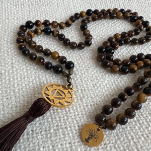 Tiger Eye Mala Necklace 6 mm 108 buttoned Tiger Eye Tourmaline Mala, Hindu-Buddhist Mala Necklace Inner Peace Chakras Chakras