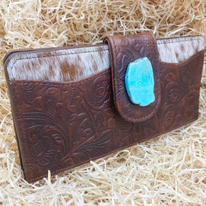 Bolso de mano para mujer con bolsillo con estampado de flores en la parte superior. Bolso de mano de cuero estilo western para mujer Bolso grande con cierre de imán de piedra turquesa