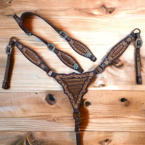 Handcrafted Leather Horse Headstall & Breast Collar Set: Filigree Alligator Carving