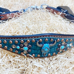 Wither Strap for horse. Leather Wither Strap Wither Strap decorated with Turquish alligator print copper studs and turquoise bullhead