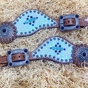 Spurs Leather Ladies Spur strap decorated with holographic snack print and hand carving stone beads concho