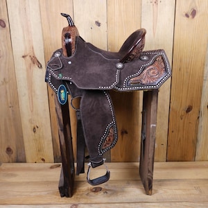 Handcrafted Brown Leather Western Barrel Saddle (13-15 inch Seat)