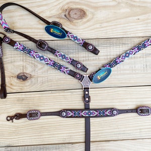 Leather Headstall and Breast Collar with Wither Strap Western Leather Tack Set for the horse with pink white blue Beeded inlay and Concho