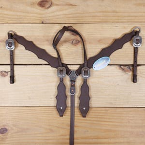 Hand tooled Western Leather Headstall and Breast Collar tack Set decorated with Plain brown leather on standard design