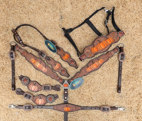 Ensemble De Colliers Dorés Réalistes Chaînes Bracelets Avec Pendentifs