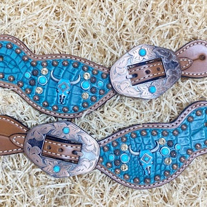 Spurs Leather Ladies  decorated with  3D bullhead and beads on alligator look leather by Mousm