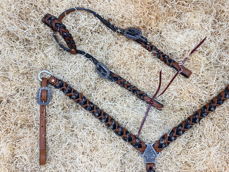 Set Testiera E Pettorale In Pelle Per Cavallo – Stile Western Vintage – Mousm HSBM 114187 – Colore Marrone