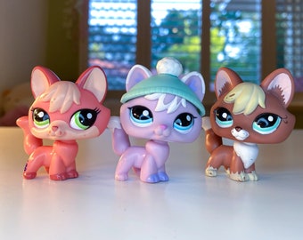 Pick-A-Pet Littlest Pet Shop Authentic LPS Foxes