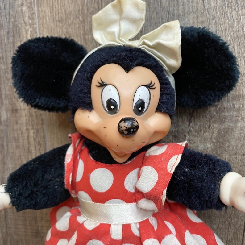 Vintage 1981 Applause Minnie Mouse Plush Doll Vinyl Face Red Polka Dot Dress VTG image 3