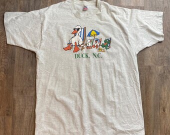 Vintage 90s Fruit of the Loom Duck NC Beach Graphic T-Shirt XXL Gray Made in USA