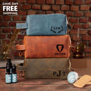 Wedding Gifts For Groomsmen, Groomsmen Gifts Bag, Custom Groomsman Gift, Personalized Leather Dopp Kit, Groomsmen Gift Set, Toiletry Bag Men