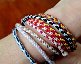 Knotted bracelet - knotted friendship bracelet