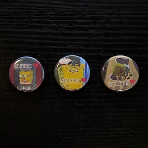Start Digging In Yo Butt Twin Meme Pin Back Button - SDIYBT Weirdcore Memes Acessory Small Badges - Y2K Spongebob Brainrot Gift Idea