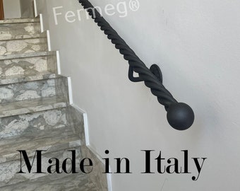 Corrimano in ferro battuto da 50 cm a 400 cm modello Liberty diametro 30mm Made In Italy