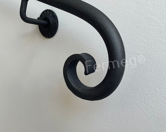 Handcrafted Wrought Iron Handrail – Vatican Model – Diameter 25 mm – Length 50–400 cm – Made in Italy – Elegant and Safe